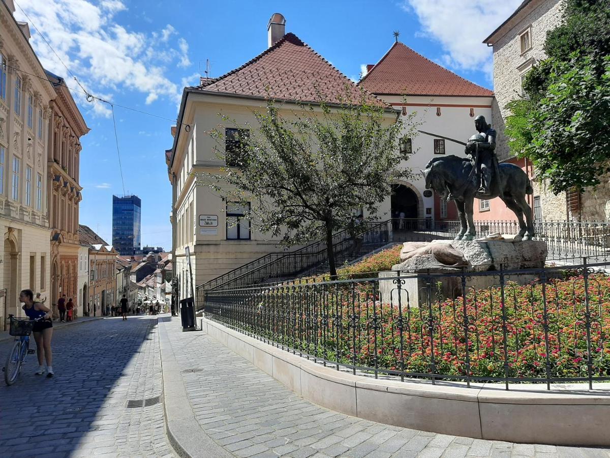 Apartment Azalea Zagrzeb Zewnętrze zdjęcie